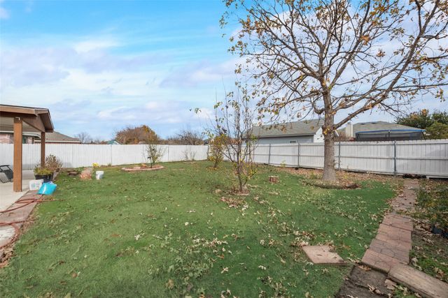 7019 Thunderbird Drive, Arlington, TX 76002