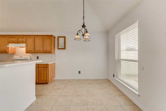 7019 Thunderbird Drive, Arlington, TX 76002