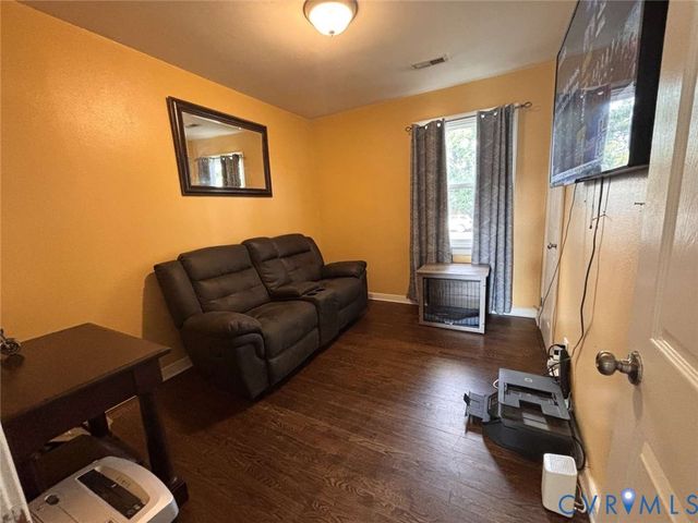 3304 Carlton Rd, Richmond, VA 23223