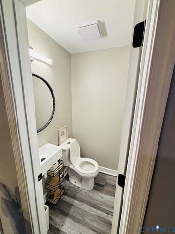 3304 Carlton Rd, Richmond, VA 23223