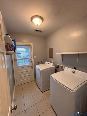 3304 Carlton Rd, Richmond, VA 23223