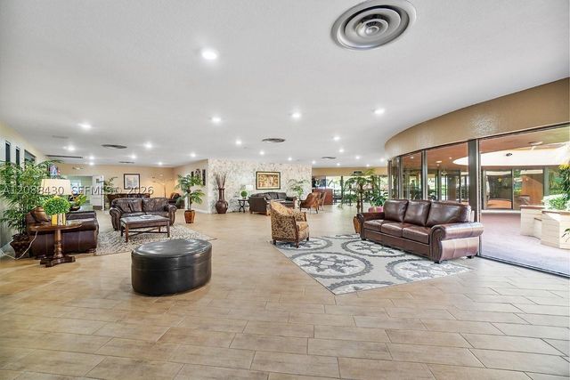 2761 N Pine Island Rd 310, Sunrise, FL 33322