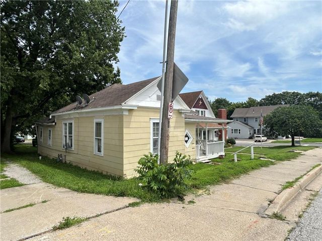 525 S Crysler Avenue, Independence, MO 64052