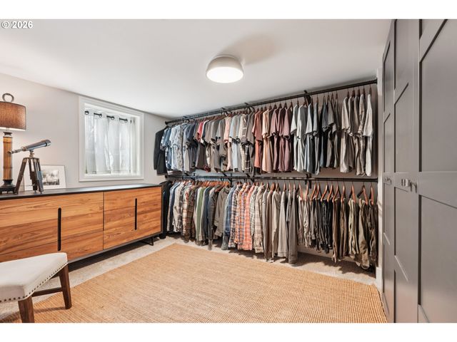 3825 Se CARLTON St, Portland, OR 97202