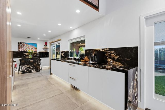 9998 Jamestown Street, Ventura, CA 93004