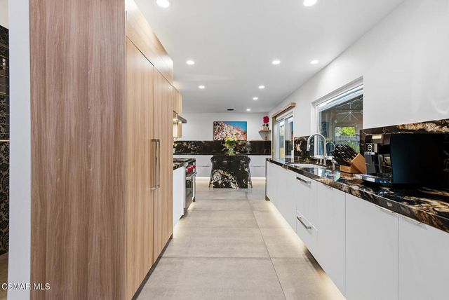 9998 Jamestown Street, Ventura, CA 93004