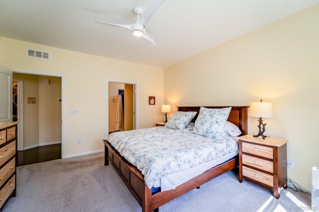 24279 Walloon Way, Brownstown Charter Township, MI 48134