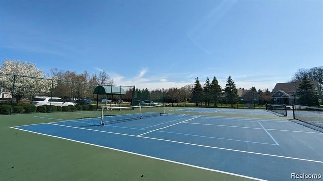 24279 Walloon Way, Brownstown Charter Township, MI 48134