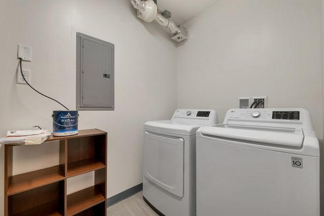 7 Willey Creek Rd Unit 205, Exeter, NH 03833