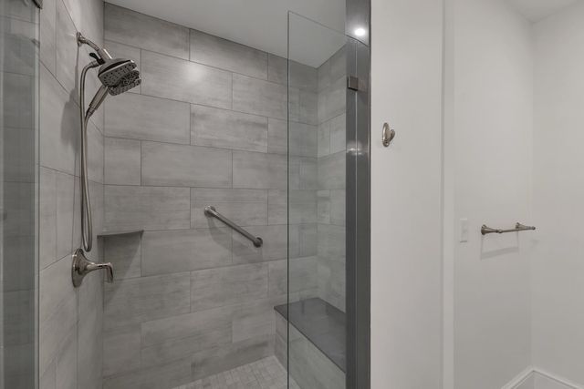 7 Willey Creek Rd Unit 205, Exeter, NH 03833