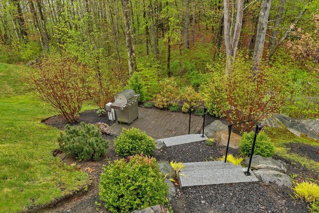 7 Willey Creek Rd Unit 205, Exeter, NH 03833