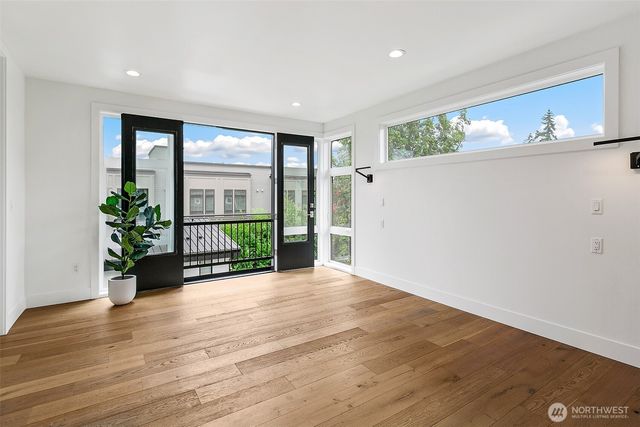 4015 A NE 56th, Seattle, WA 98105