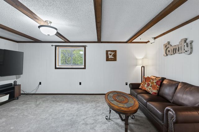 15221 Iguana Street NW, Anoka, MN 55303