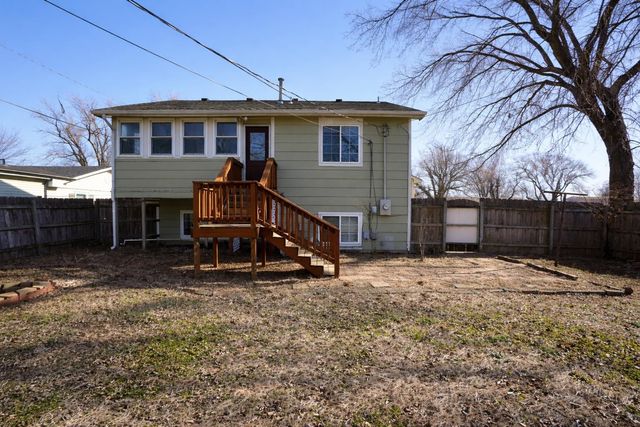 321 Marmaton, El Dorado, KS 67042