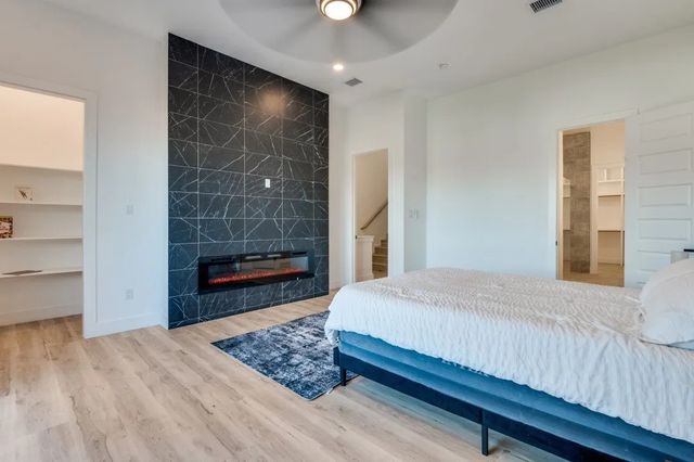 2806 Guymon Street, Dallas, TX 75212