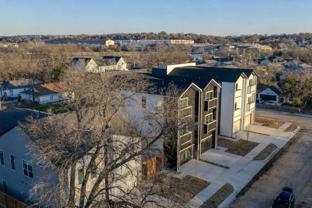 2806 Guymon Street, Dallas, TX 75212