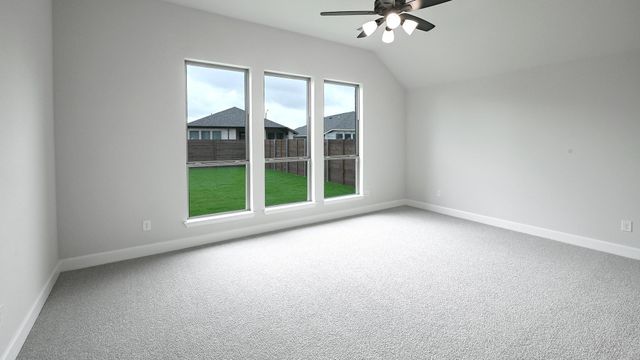 308 Foxfire CV, Lockhart, TX 78644