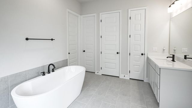308 Foxfire CV, Lockhart, TX 78644