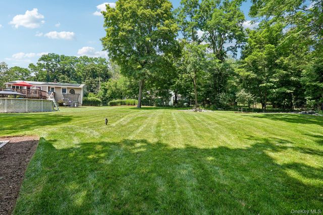 6 Prince Road, Mahopac, NY 10541