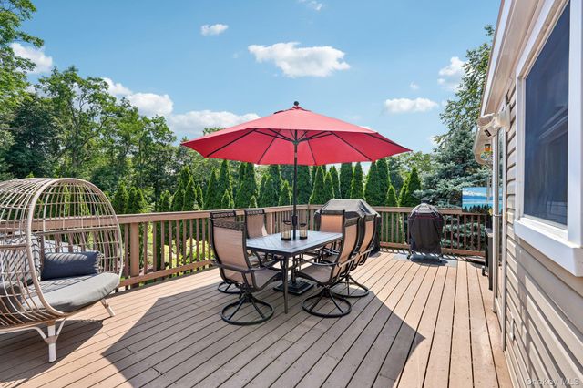 6 Prince Road, Mahopac, NY 10541