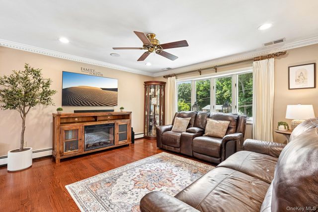 6 Prince Road, Mahopac, NY 10541