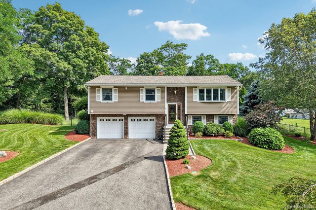 6 Prince Road, Mahopac, NY 10541