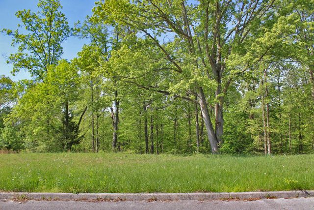 64 Lake Crest Drive, Somerset, KY 42503