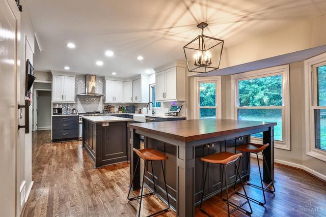 804 Eaglesknoll Court, Anderson Twp, OH 45255