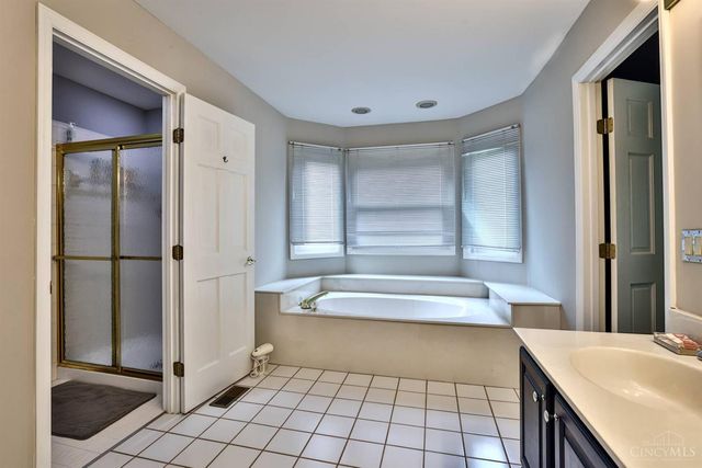 804 Eaglesknoll Court, Anderson Twp, OH 45255