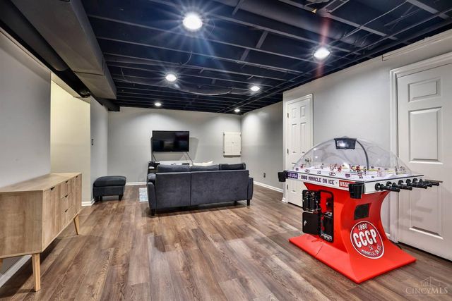 804 Eaglesknoll Court, Anderson Twp, OH 45255