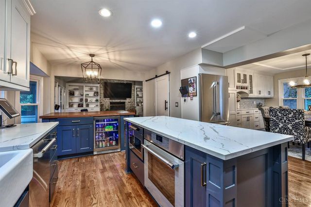 804 Eaglesknoll Court, Anderson Twp, OH 45255