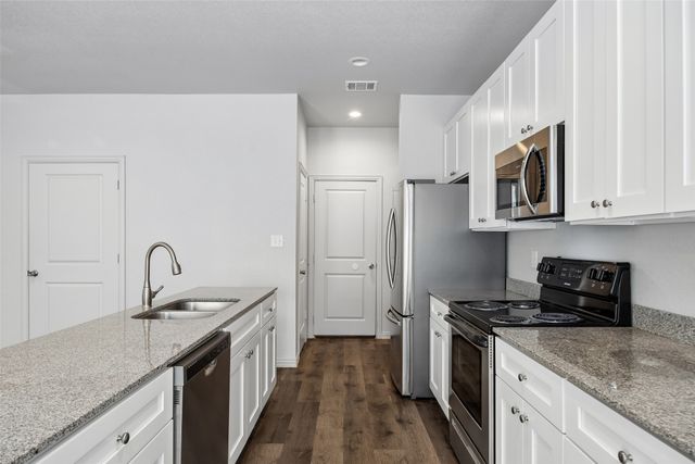 2801 17th Street, Fort Worth, TX 76106