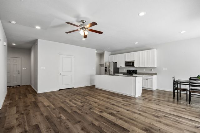 2801 17th Street, Fort Worth, TX 76106