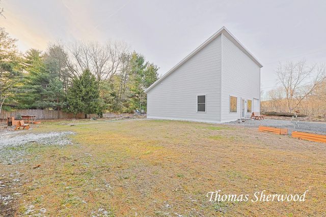 12315 Podunk Avenue Ne, Oakfield Twp, MI 48838