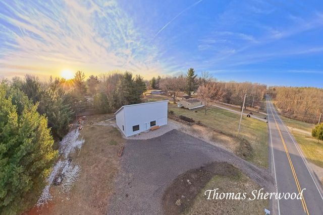 12315 Podunk Avenue Ne, Oakfield Twp, MI 48838