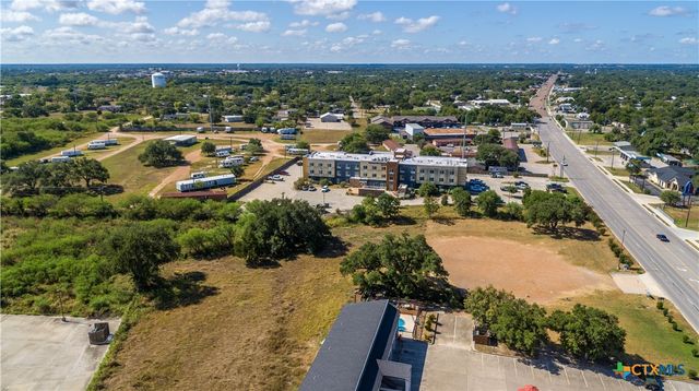 2125 N Esplanade Street, Cuero, TX 77954