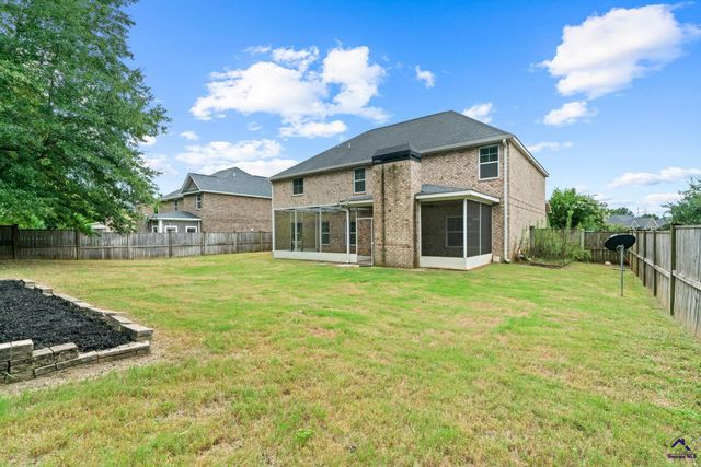 416 Red Hawk Pointe, Kathleen, GA 31047