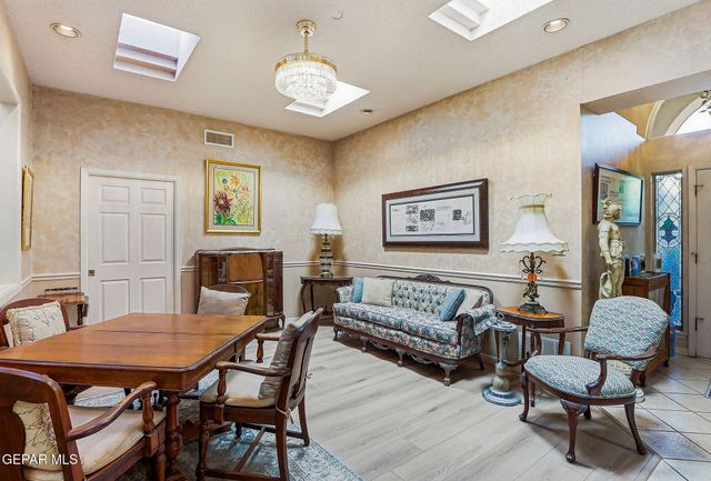 333 AVENIDA MIRADOR, Santa Teresa, NM 88008
