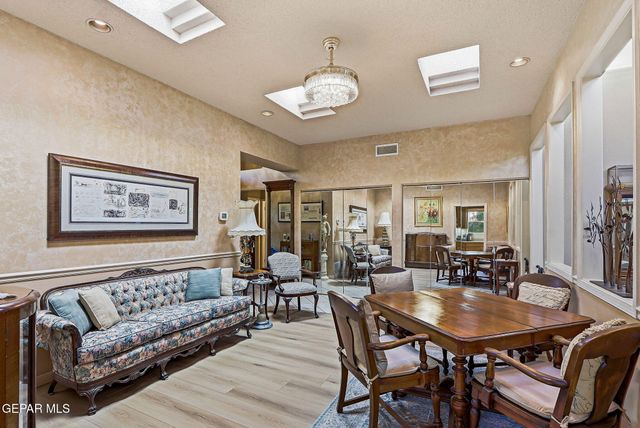 333 AVENIDA MIRADOR, Santa Teresa, NM 88008