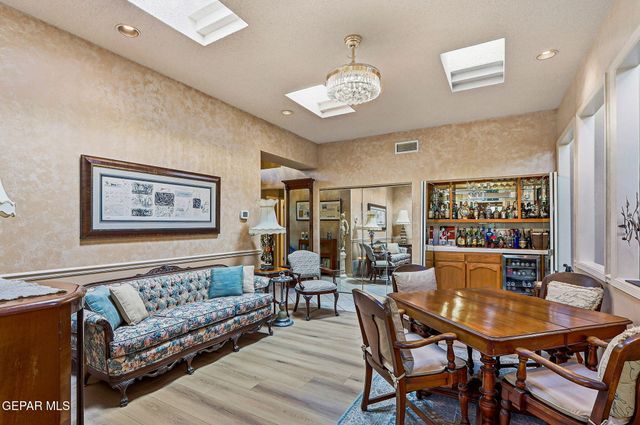 333 AVENIDA MIRADOR, Santa Teresa, NM 88008