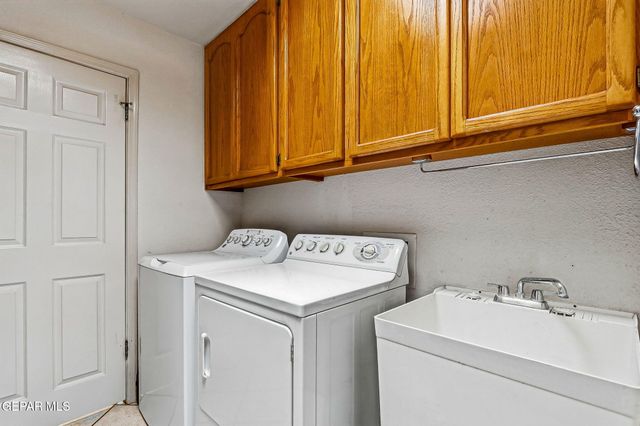333 AVENIDA MIRADOR, Santa Teresa, NM 88008