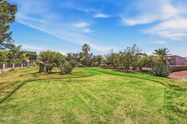 333 AVENIDA MIRADOR, Santa Teresa, NM 88008