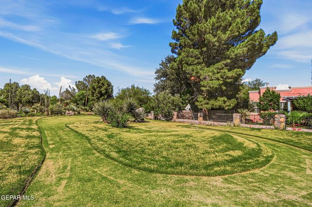 333 AVENIDA MIRADOR, Santa Teresa, NM 88008