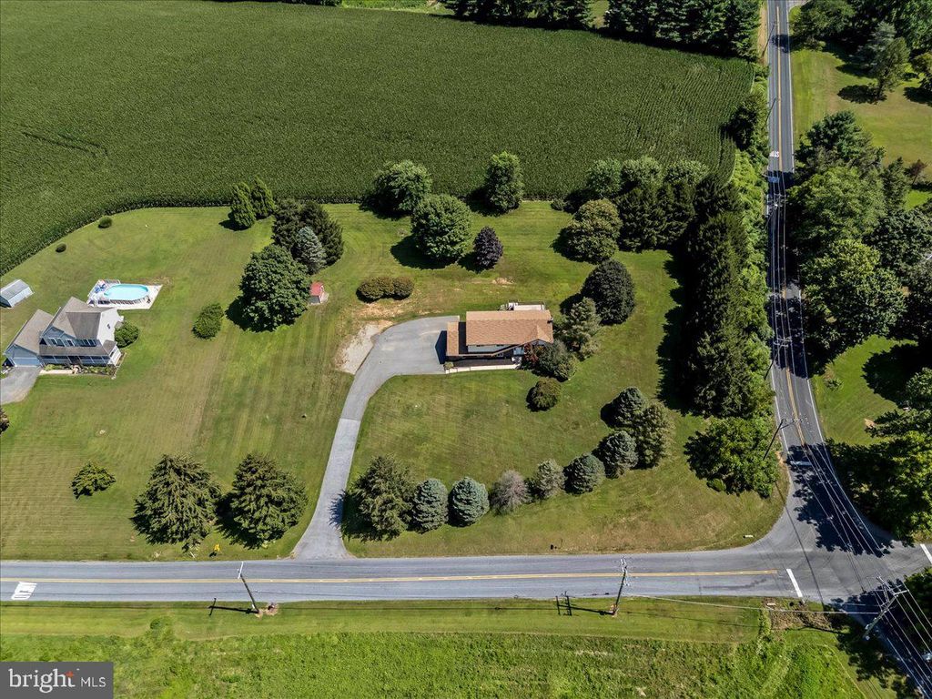 3301 STATE RD, Oxford, PA 19363