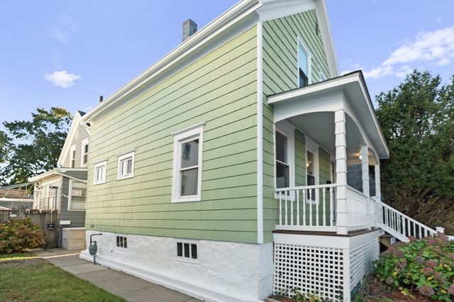 260 Phillips Ave, New Bedford, MA 02746