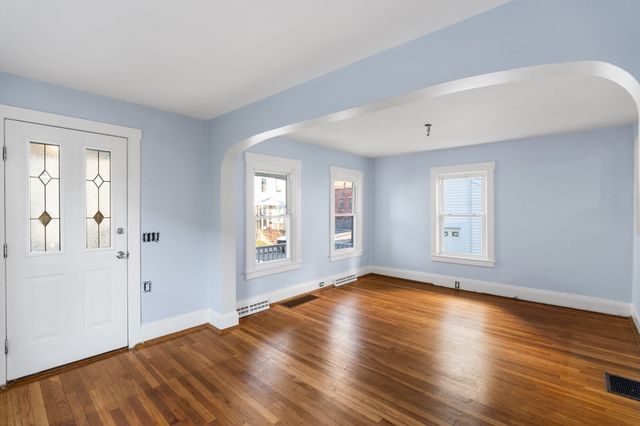 260 Phillips Ave, New Bedford, MA 02746