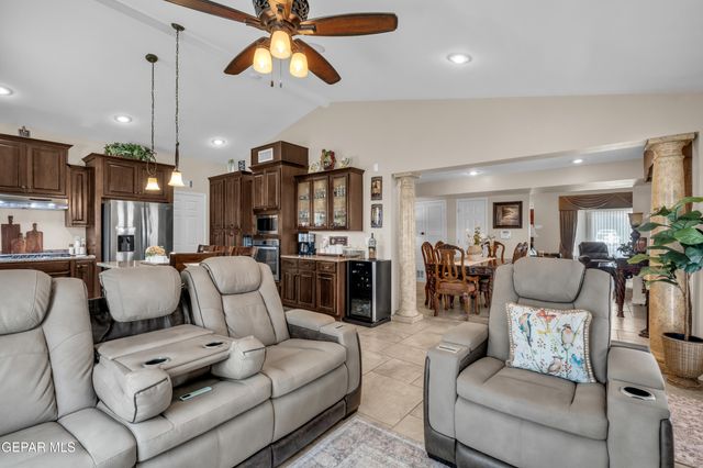 12063 MICHELANGELO Drive, El Paso, TX 79936