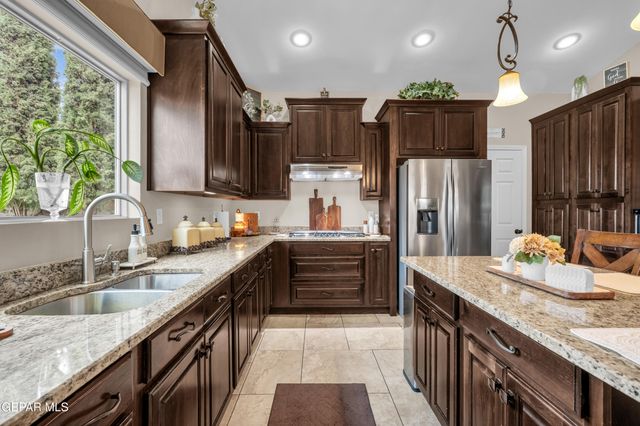 12063 MICHELANGELO Drive, El Paso, TX 79936