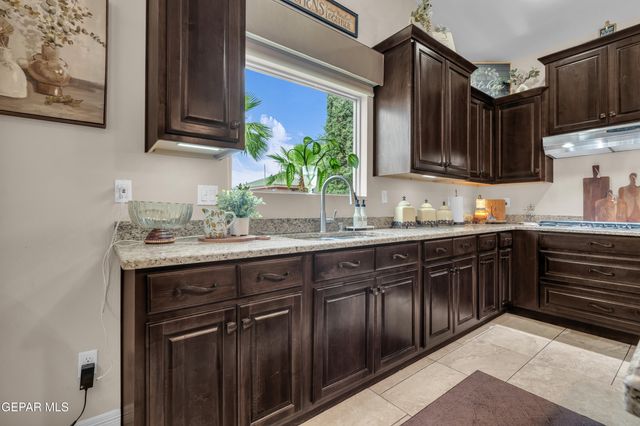 12063 MICHELANGELO Drive, El Paso, TX 79936