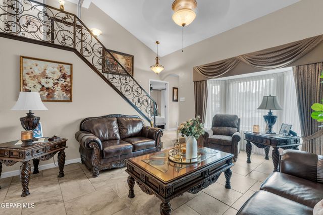 12063 MICHELANGELO Drive, El Paso, TX 79936